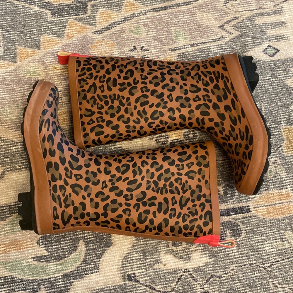 Cat & Jack leopard print rain boots